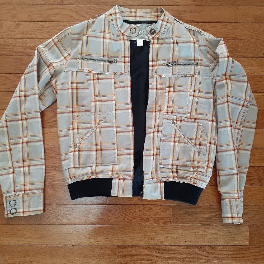Womens lightweight jacket